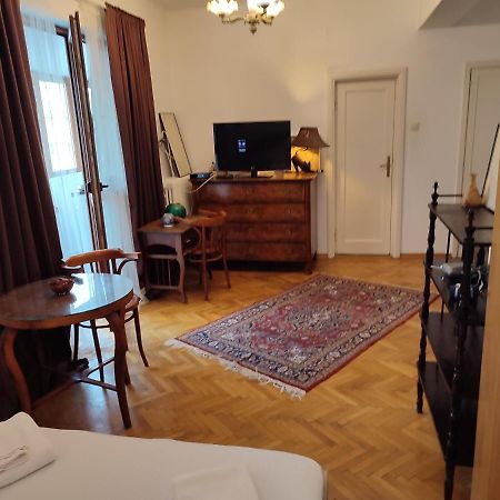 Accommodation Ateneu Palace Bucureşti Eksteriør bilde