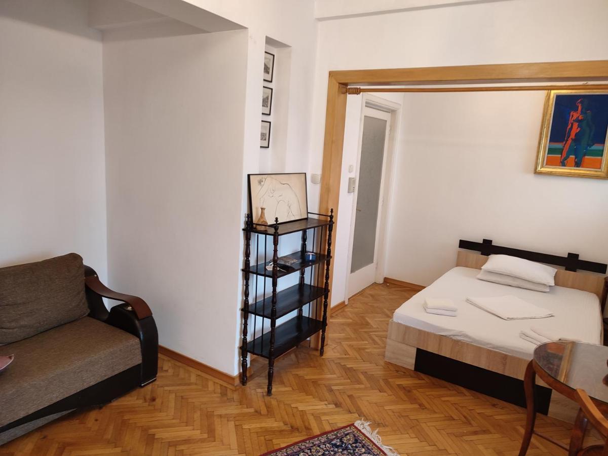 Accommodation Ateneu Palace Bucureşti Eksteriør bilde