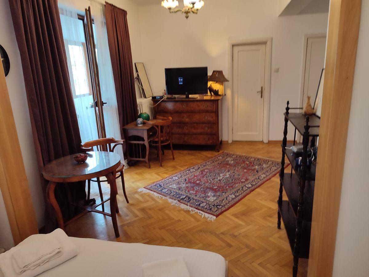 Accommodation Ateneu Palace Bucureşti Eksteriør bilde
